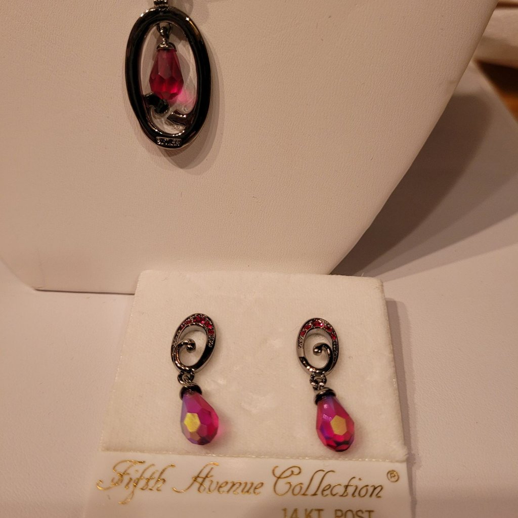 Fifth Avenue Collection Flaming Red